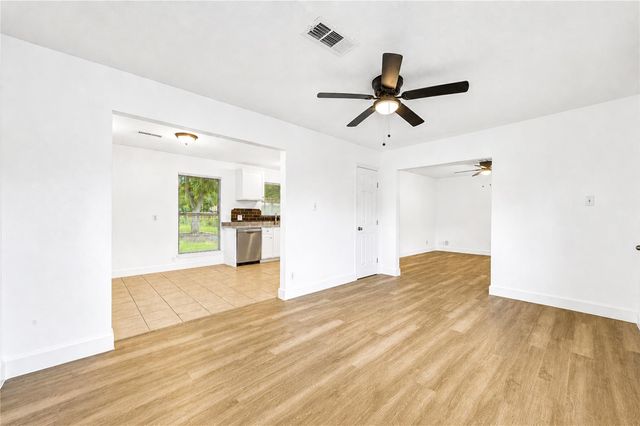 1206 Gary Avenue, Pasadena, TX 77502