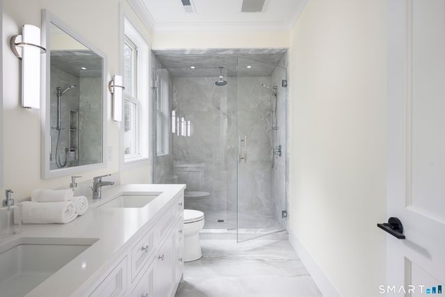 9 Maple Street, Greenwich, CT 06807