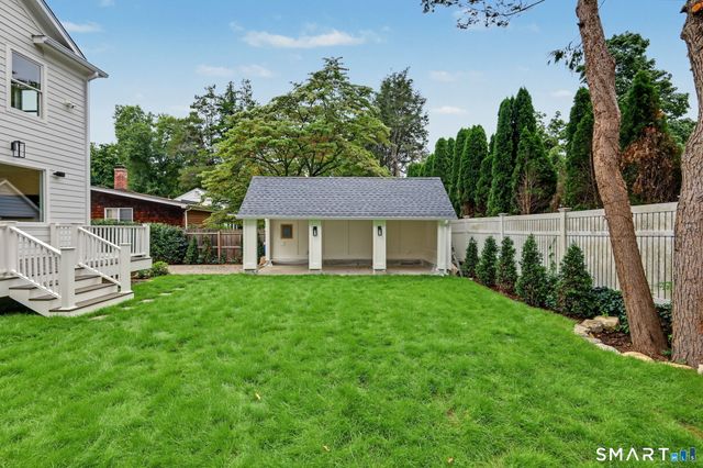 9 Maple Street, Greenwich, CT 06807