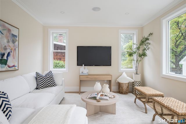 9 Maple Street, Greenwich, CT 06807