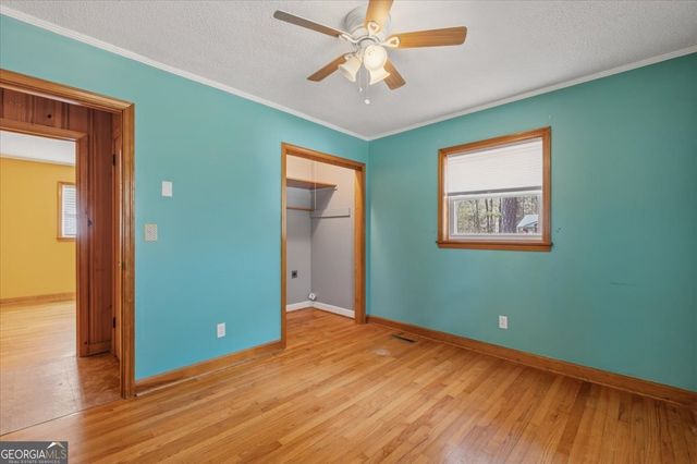 1529 Wax Road SE, Silver Creek, GA 30173