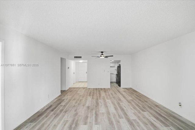 6101 N Falls Cir Dr A309, Lauderhill, FL 33319