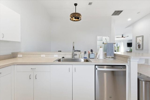 8101 MEMORY LANE 219, Rotonda West, FL 33947