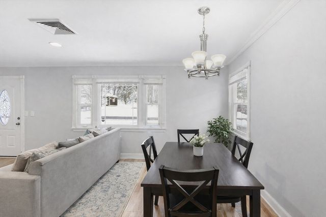 106 Baldwin Ave, Framingham, MA 01701