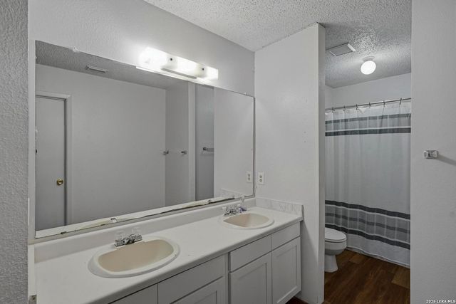 7554 FOSS MDWS, San Antonio, TX 78244