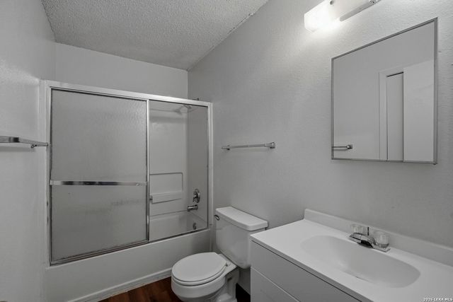 7554 FOSS MDWS, San Antonio, TX 78244