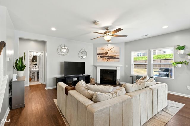 3413 Longleaf Estates Drive, Raleigh, NC 27616