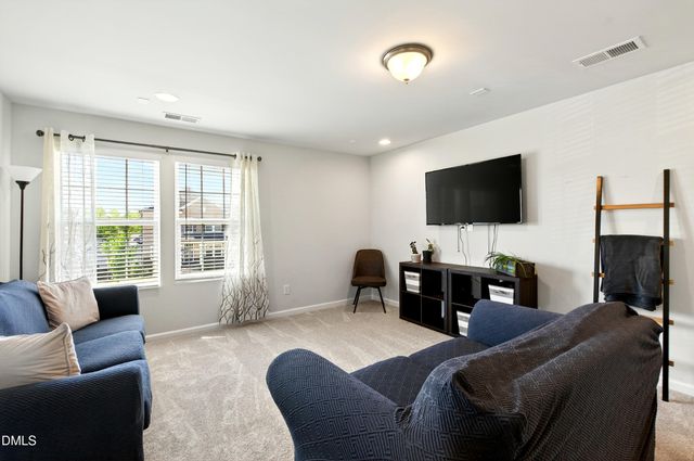 3413 Longleaf Estates Drive, Raleigh, NC 27616