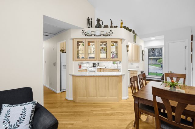 301 Flatrock Drive, Columbus, IN 47201