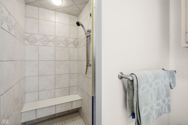 301 Flatrock Drive, Columbus, IN 47201