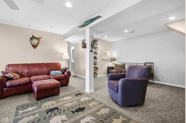 301 Flatrock Drive, Columbus, IN 47201