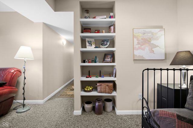 301 Flatrock Drive, Columbus, IN 47201