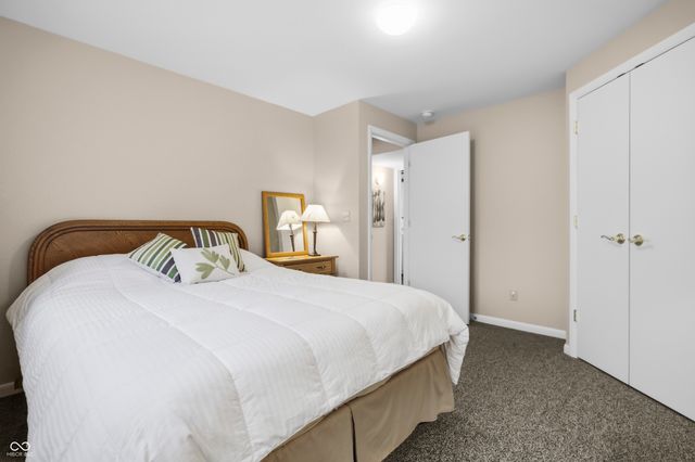 301 Flatrock Drive, Columbus, IN 47201