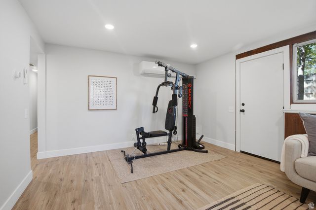 2915 E LA JOYA DR, Holladay, UT 84124