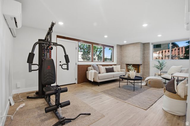 2915 E LA JOYA DR, Holladay, UT 84124