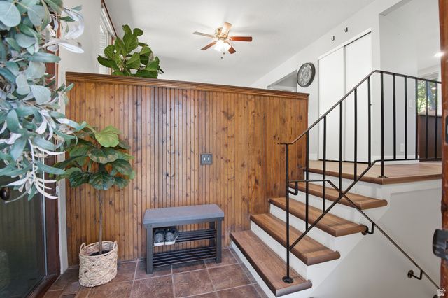 2915 E LA JOYA DR, Holladay, UT 84124