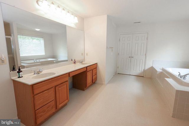 22601 AVENMAR DR, Leonardtown, MD 20650