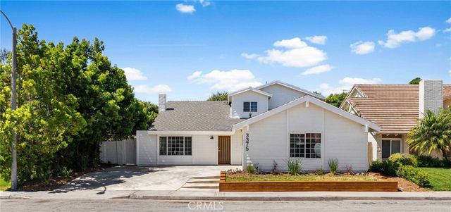 3375 Fuchsia Street, Costa Mesa, CA 92626
