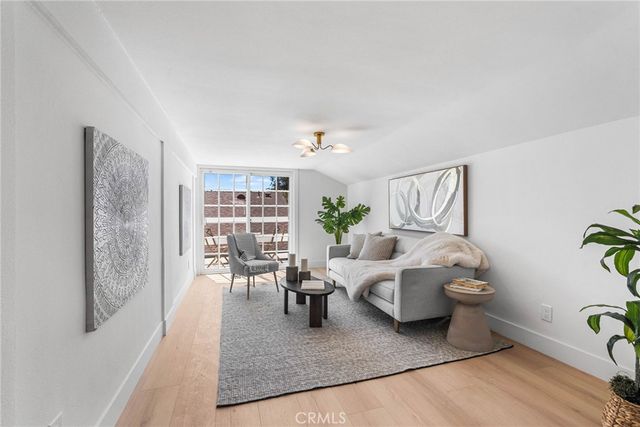 3375 Fuchsia Street, Costa Mesa, CA 92626