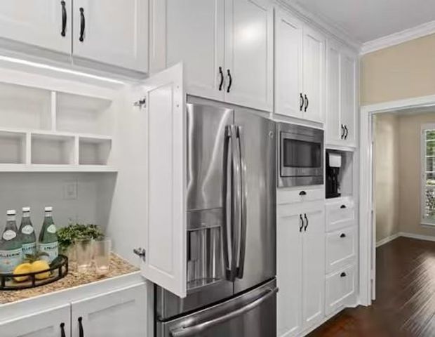422 Spring Lakes Drive NE, Spring, TX 77373