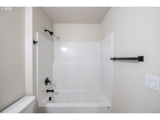 4435 KNOTTY PINE Ct, Sweet Home, OR 97386