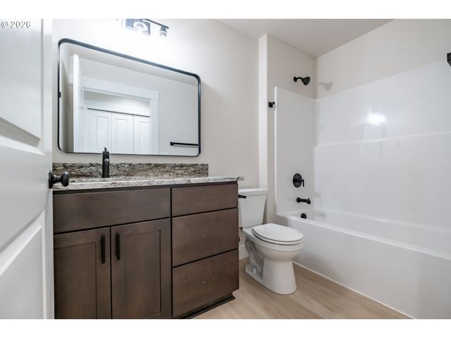 4435 KNOTTY PINE Ct, Sweet Home, OR 97386