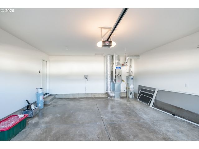 4435 KNOTTY PINE Ct, Sweet Home, OR 97386