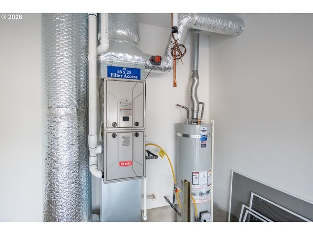 4435 KNOTTY PINE Ct, Sweet Home, OR 97386