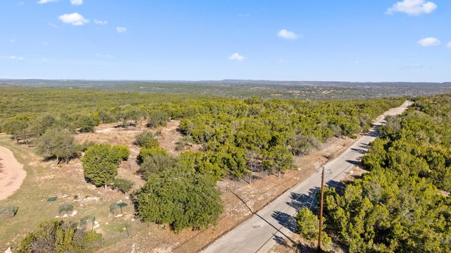 1220 Overland Stage RD, Dripping Springs, TX 78620