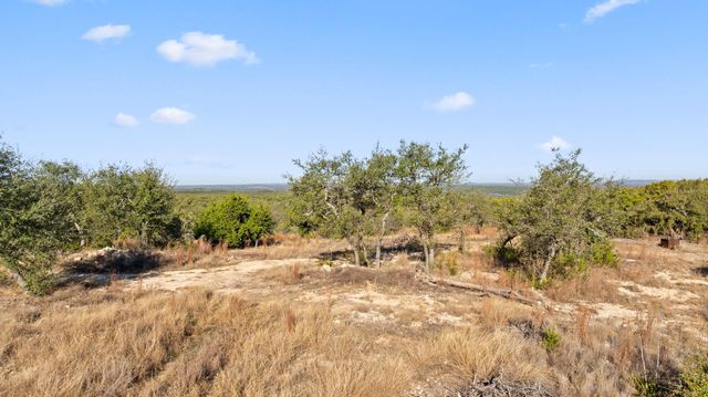 1220 Overland Stage RD, Dripping Springs, TX 78620