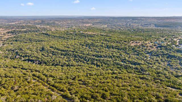 1220 Overland Stage RD, Dripping Springs, TX 78620