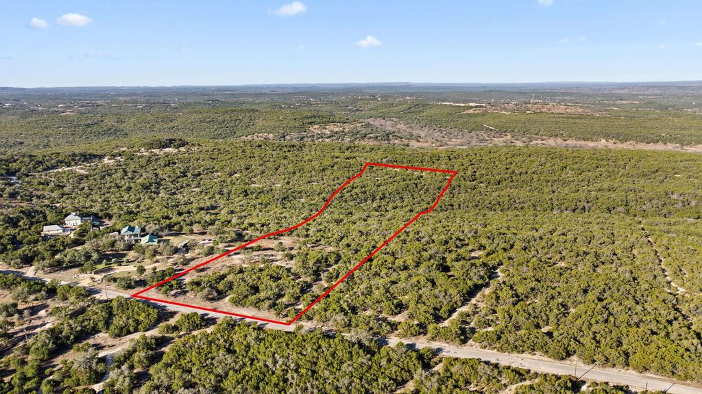 1220 Overland Stage RD, Dripping Springs, TX 78620
