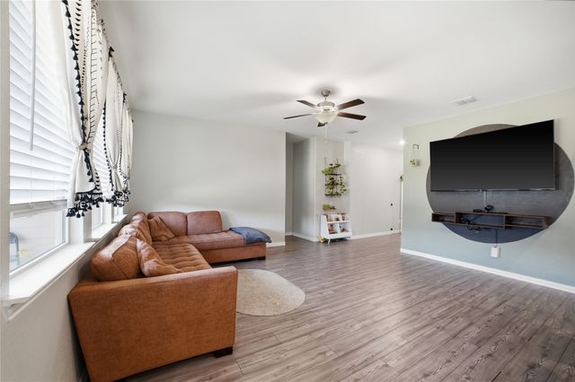 2422 Lemco Drive, Forney, TX 75126