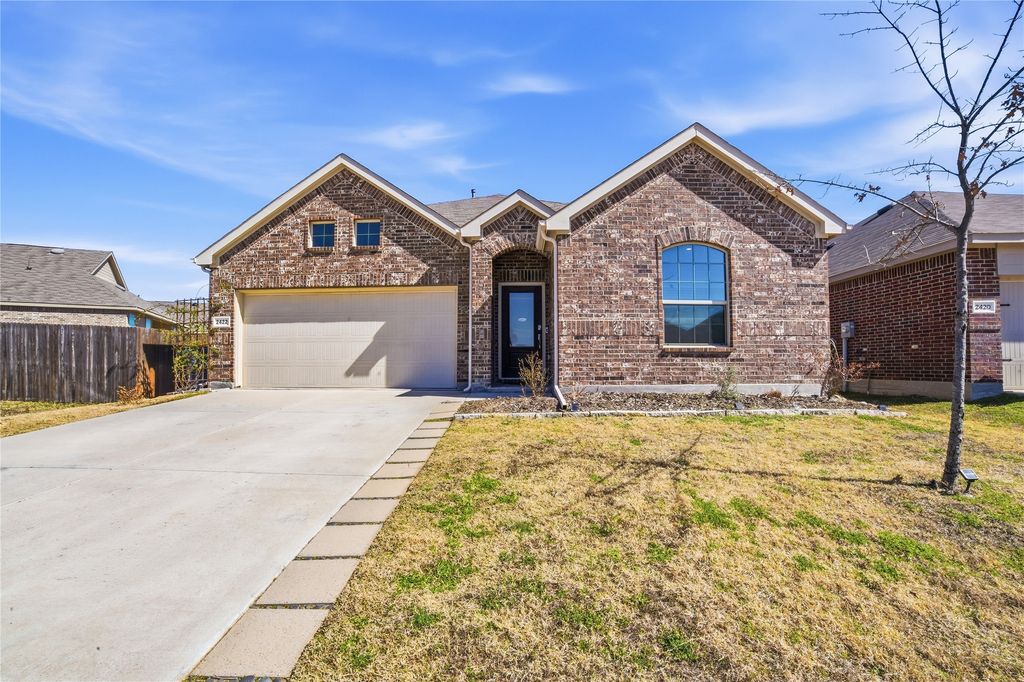 2422 Lemco Drive, Forney, TX 75126
