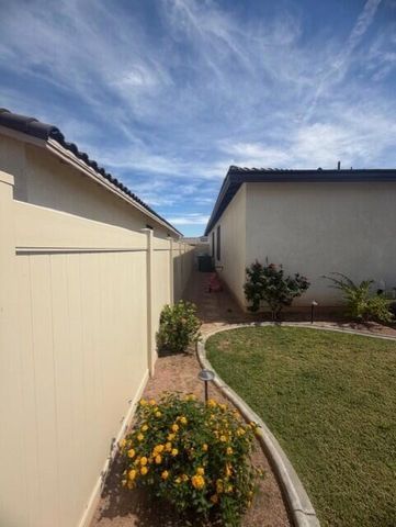 42391 Palisades Drive, Indio, CA 92203