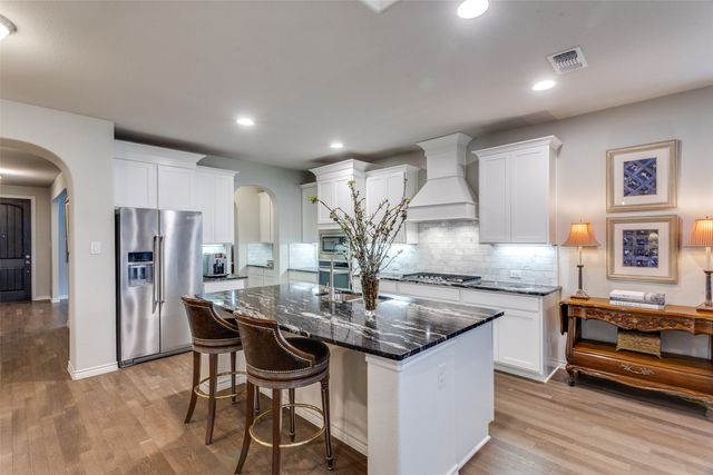 9724 Mountain Laurel Trail, Fort Worth, TX 76036