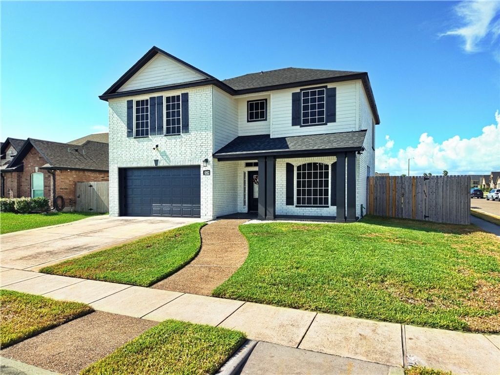 328 Palmer Dr, Portland, TX 78374 — photo 2