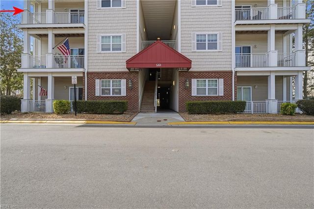 5201 Nuthall Dr Unit 301, Virginia Beach, VA 23455
