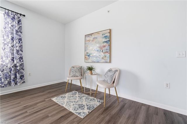 5201 Nuthall Dr Unit 301, Virginia Beach, VA 23455