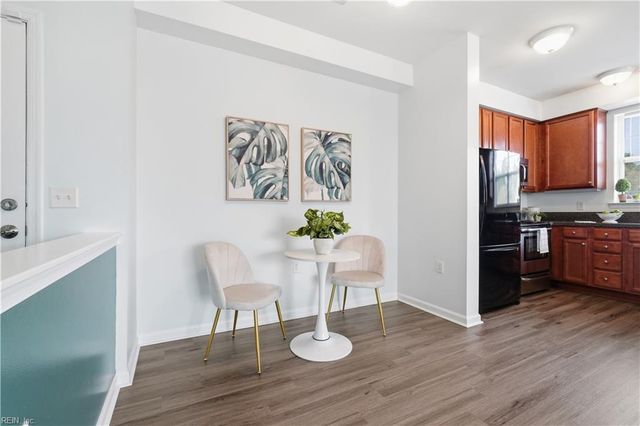 5201 Nuthall Dr Unit 301, Virginia Beach, VA 23455