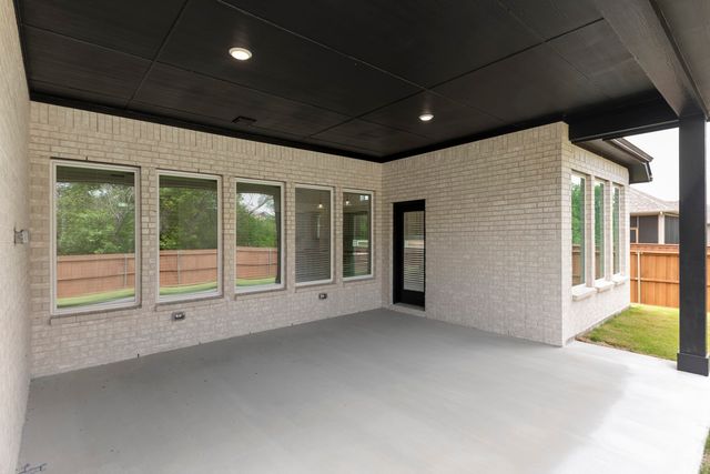 3809 Maize Avenue, Heartland, TX 75114