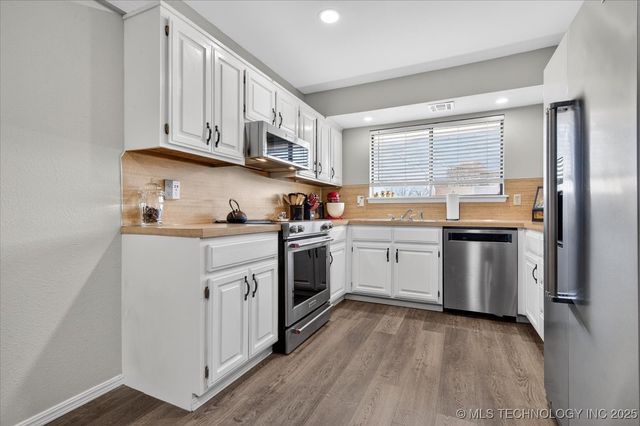 5209 Nowata Road B203, Bartlesville, OK 74006