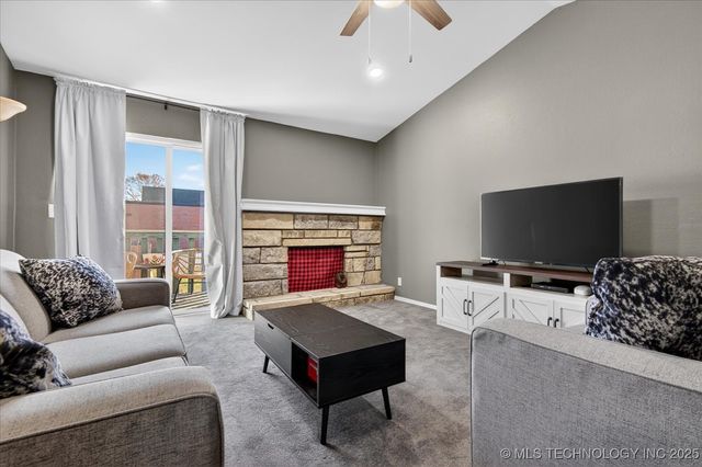 5209 Nowata Road B203, Bartlesville, OK 74006