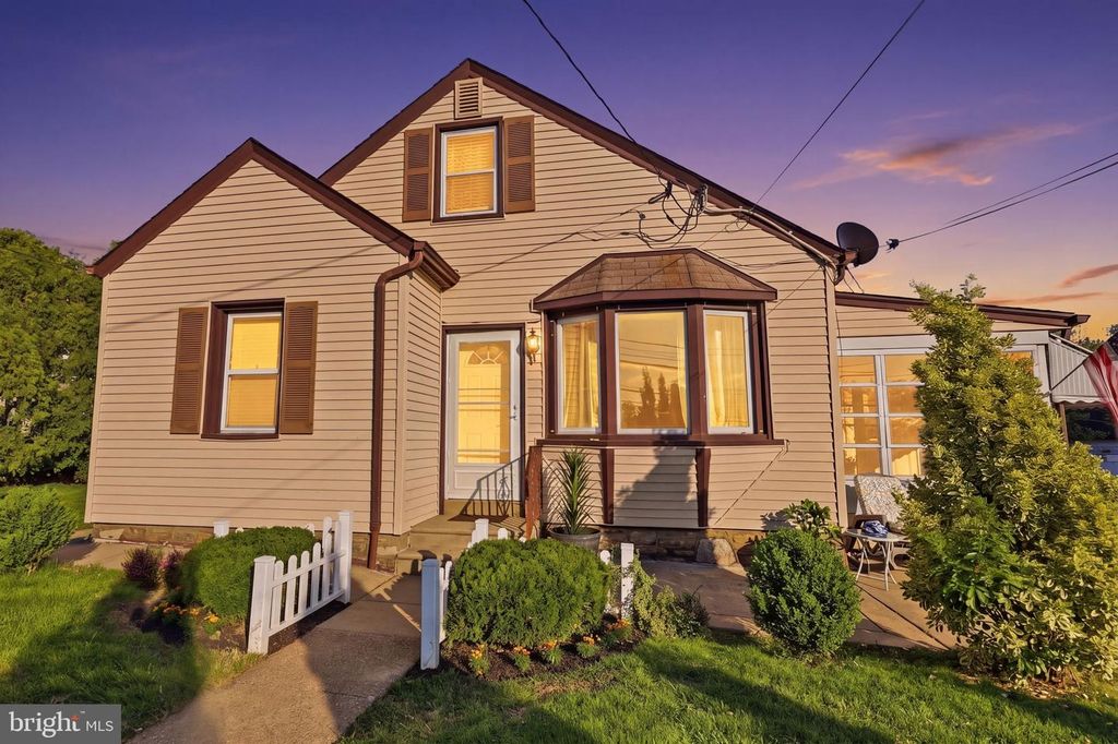 8459 VERREE RD, Philadelphia, PA 19111