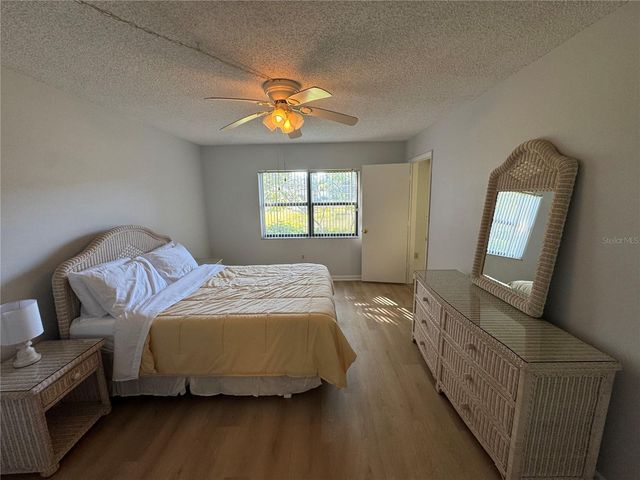 315 30TH AVENUE W 101B, Bradenton, FL 34205