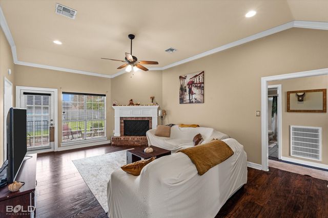 6014 Ellington Way, Bossier City, LA 71111