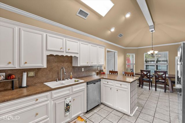 6014 Ellington Way, Bossier City, LA 71111