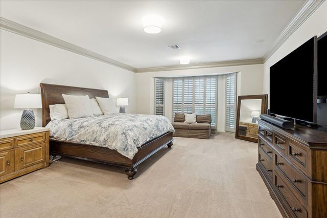 5 Lochtyne Circle, Houston, TX 77024