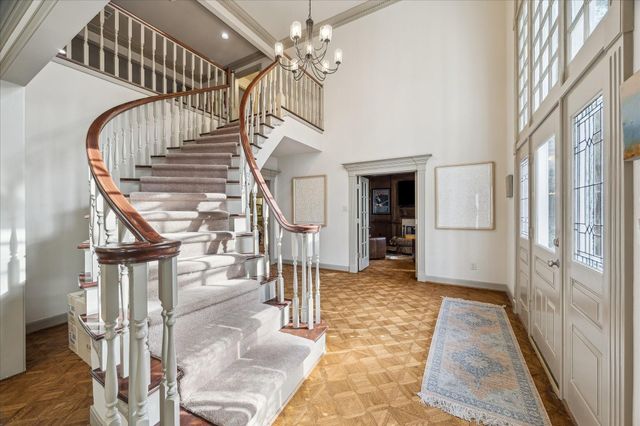 5 Lochtyne Circle, Houston, TX 77024