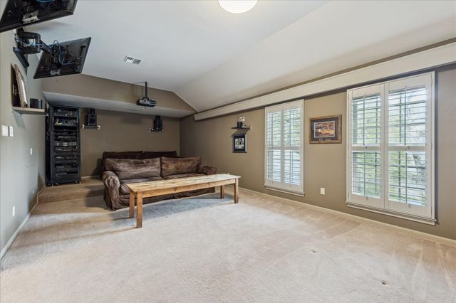 5 Lochtyne Circle, Houston, TX 77024